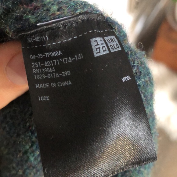 Uniqlo Dark Green 100% Wool Sweater - Picture 4 of 5